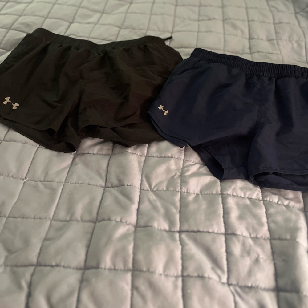 Under Armour Black and Navy Shorts Women’s Medium - Picture 1 of 5